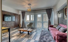 Rdi Elegance Apartment Downtown